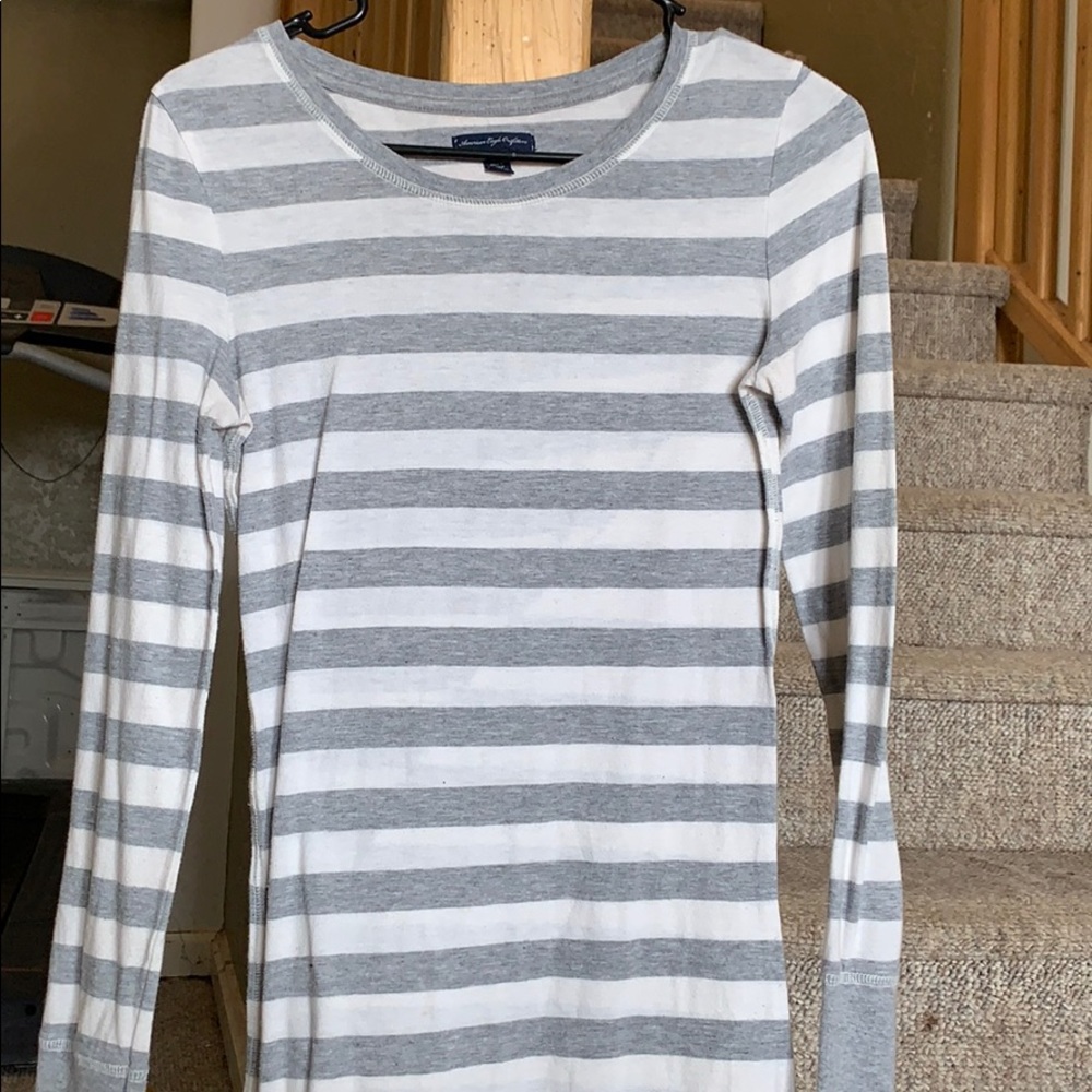 American Eagle long sleeve